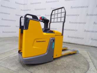 Used Forklift Truck Jungheinrich ERE 225 FP 100-67 Nízkozdvižný vozík s priestorom pre vodiča(s plošinkou pre vodiča) (13035983) Used Forklifts Jungheinrich Nízkozdvižný vozík s priestorom pre vodiča(s plošinkou pre vodiča) ERE 225 FP 100-67 (Offer 13035983)
